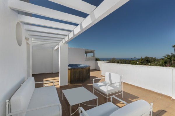 Sold: 2 Bedroom, 2 Bathroom Penthouse in Marbella Real, Marbella Golden Mile